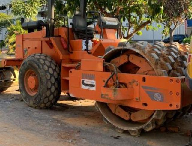 Locação Rolo Compactador e Máquinas em Montes Claros, e filial em Buritizeiro / MG e Região