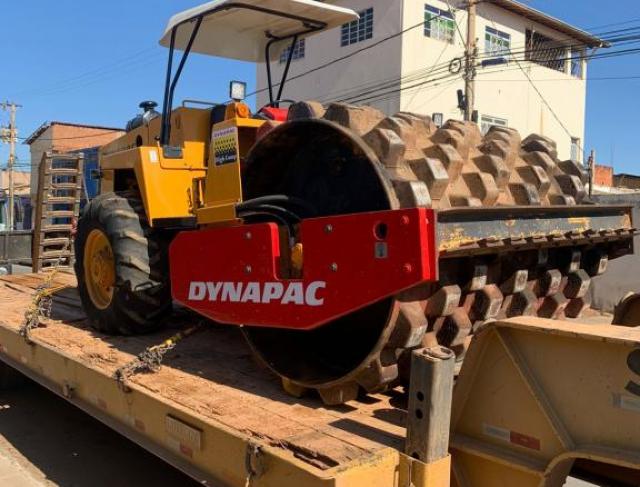 Locação Rolo Compactador e Máquinas em Montes Claros, e filial em Buritizeiro / MG e Região