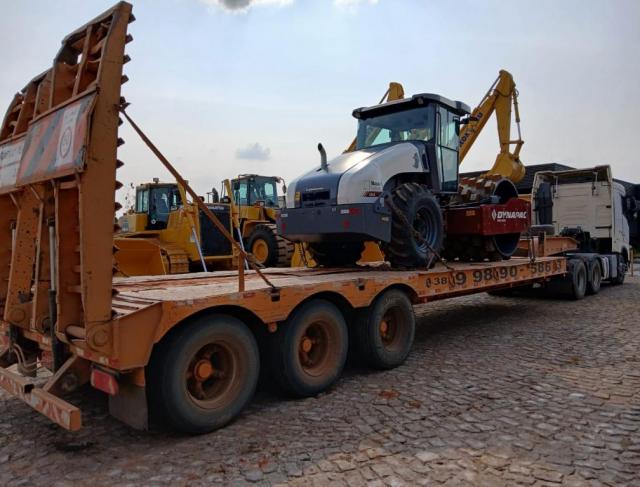 Transporte de Máquinas em Montes Claros, e filial em Buritizeiro / MG e Região