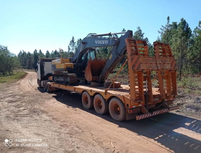 Transporte de Máquinas em Montes Claros, e filial em Buritizeiro / MG e Região